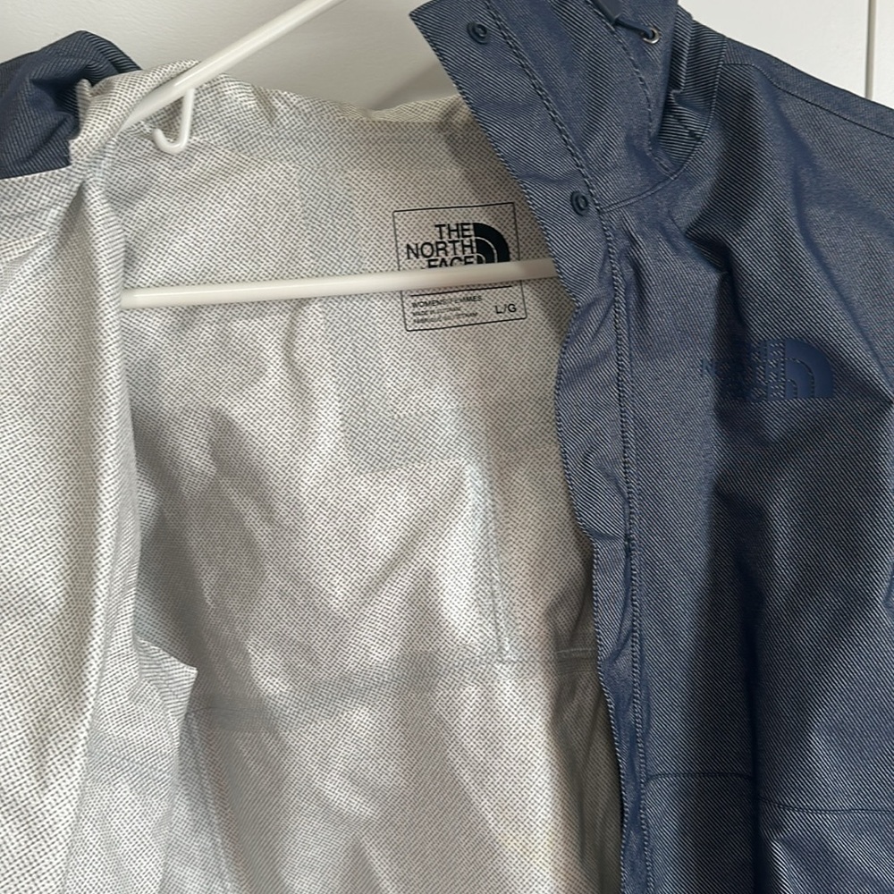 Northface Waterproof Rain Jacket - image 3